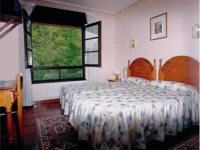 Hotel Benzua Villanueva de Ardisana Kamer foto
