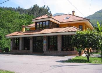 Hotel Benzua Villanueva de Ardisana Buitenkant foto